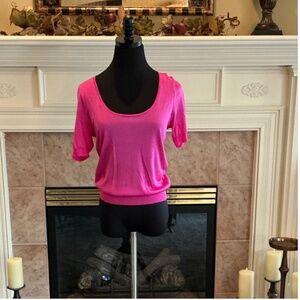 Dolce & Gabbana NWT Hot Pink Sheer 100% Viscose Scoop Neck Top - Size 6 (42)